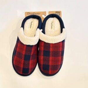 Dearfoams adult Red Plaid Slippers women 9/10 men 7/8 (unisex)